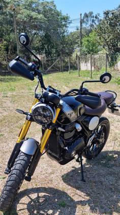 TRIUMPH SCRAMBLER 400 X 